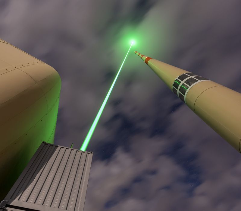 Umgeleiteter Blitz durch grünen Laser